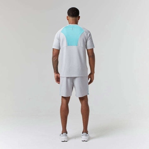 เสื้อยืดโอเวอร์ไซส์ลำลองผู้ชายและกางเกงขาสั้น ชุดเซ็ตเสื้อยืดแขนสั้น 2 ชิ้น แห้งเร็ว สไตล์สตรีทแวร์ คอกลม ทรงหลวม สีพื้น สำหรับฤดูร้อน - Product Image 3