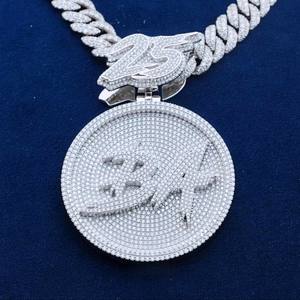 Colgante Personalizado de Plata de Ley Chapado en Oro con Moissanita VVS Iced Out, Estilo Hip Hop, Letra Blanca, Certificado IGI, Engaste de Garra para Hombre - Product Image 6