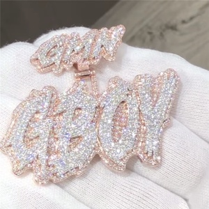 Collar con Colgante de Moissanita Personalizado, Estilo Hip Hop, con Logotipo, Letra o Nombre, con Diamantes VVS y Cadena con Incrustaciones de Moissanita - Product Image 2