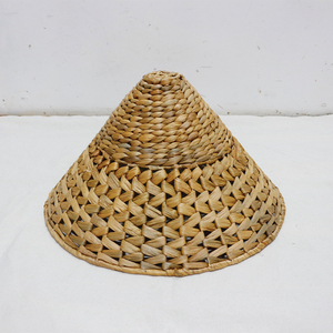 Ventes Flash : Abat-jour Conique en Jacinthe d'Eau Tressée, Luminaire Suspendu à Tissage Ouvert - Product Image 1