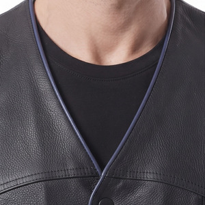 Chaleco de cuero con botones para hombre, chaleco de cuero sin mangas a la moda para hombre, chaleco de cuero con cordones laterales y bolsillos para hombre - Product Image 4