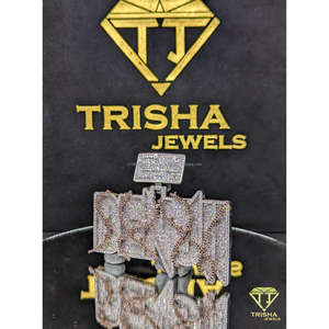 Colgante de lujo con nombre personalizado, con diamantes VVS cultivados en laboratorio, en plata de ley 925, estilo hip hop, de Trisha Jewels - Product Image 2