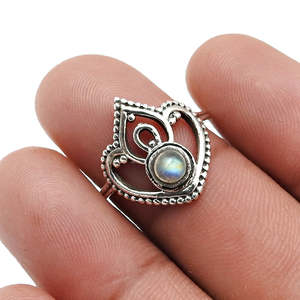 Modern Collection Rainbow Moonstone <b>Ring</b> <b>Crafted</b> From 925 Sterling Silver <b>Ring</b> Unique Design <b>Ring</b> Available At Reasonable Price - Product Image 4