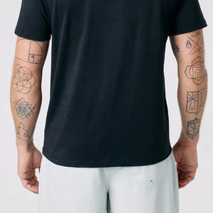 งานเย็บคุณภาพสูงสำหรับการสั่งซื้อจำนวนมาก ออกแบบโลโก้ตามสั่งสำหรับเสื้อยืดแขนสั้นผู้ชายสำหรับฤดูร้อน สวมใส่สบายและผ่อนคลาย - Product Image 5