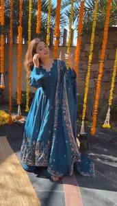 Vente flash : Ensemble Anarkali traditionnel avec pantalon palazzo pour mariage, réception et célébrations, disponible à prix avantageux - Product Image 2