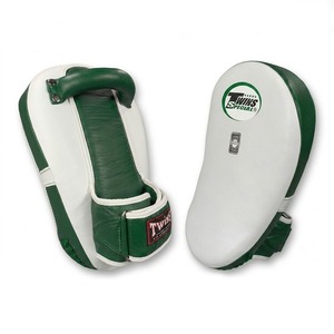 Twins - Protectores de Patadas de Cuero Genuino, Color Verde Azulado y Blanco, Cómodos, de Alta Calidad, para Entrenadores Profesionales de Gimnasio, Entrenadores de Kickboxing - Product Image 1