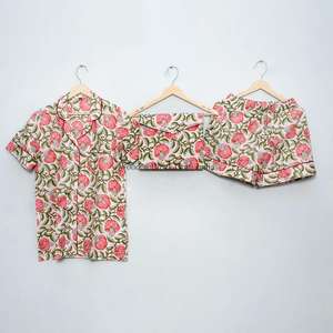 Conjunto de Pijama de Algodón para Mujer al por Mayor, Camiseta de Dormir Floral de Manga Corta, Ropa de Dormir Transpirable y Cómoda para Todas las Estaciones - Product Image 1