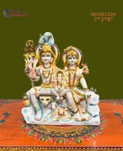 Statue en résine Shiv Parivar |   Idole familiale traditionnelle artisanale de Shiva avec Parvati et Ganesha |   Décoration de temple religieux pour la maison - Product Image 2