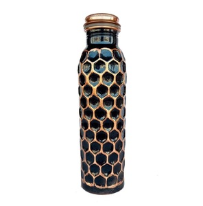 Pure <b>Copper</b> <b>Drinking</b> <b>Bottle</b> With Convenient Grip And Secure Closure For Water Storage During Workouts School Travel And Daily - Product Image 4