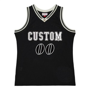 Camiseta de Baloncesto Personalizada Blanca con Detalles Rojos y Negros, Sin Mangas, Cuello en V, Malla Transpirable, Impresión Sublimada, para Adultos - Product Image 4
