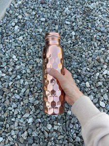 Bouchon de bouteille d'eau en métal pur martelé fait main 1000 ml, écologique, style américain, avec logo personnalisé, emballage, récipient pour boissons - Product Image 5