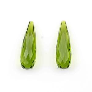 Excelente Corte de Cuarzo Peridoto 10x30mm, Facetado, Largo, en Forma de Gota, Perforado, para Fabricación de Joyas, Suministro de Gemas Sueltas - Product Image 1