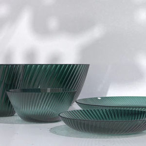 Vaisselle à texture optique fabriquée à Taïwan, édition Wonderland - Tasses, bols, assiettes - Vert Veda - Product Image 1