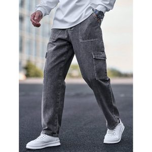 Jean cargo multipoches gris anthracite style rétro vintage tendance moderne, coupe ample, en denim, éco-responsable, style urbain, bas de tenue mode - Product Image 2