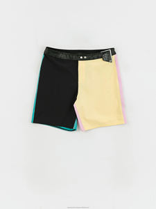 Pantalones cortos de poliéster personalizables para hombre con panel multicolor Pantalones cortos de moda personalizados para hombre-Explore Athletic Shorts Designs - Product Image 2