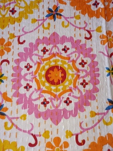 Cubrecama Floral con Estampado de Pájaros, Estilo Bohemio, Moderno, para Todas las Estaciones, de Mezclilla Estampada, con Relleno de Algodón Hecho a Mano, para Uso Doméstico - Product Image 3