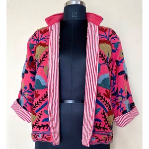 SHYAM EXPORT Veste courte en toile de coton rose brodée à la main pour l'automne et l'hiver, col mandarin, motif floral, manches longues, pull-over - Product Image 2