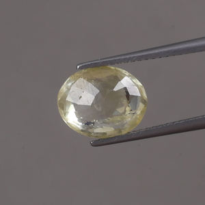Zafiro Amarillo Natural, Gema Suelta Certificada por IGI, Corte Ovalado de 11x9 mm, 4.48 Quilates, para Joyería, 100% Natural con Cambio de Color - Product Image 3