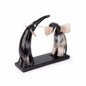 Pièce décorative artisanale en corne d'oiseau pour la décoration de la maison et la présentation sur table à un prix abordable - Product Image 1