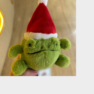 Peluche super douce de Noël, grenouille Ricky, jouet en peluche rembourré de coton PP, cadeau d'anniversaire pour enfants - Product Image 5
