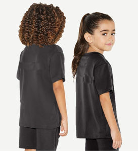 Conjunto de Camiseta y Pantalones Cortos Cómodos de Última Moda para Niños, Camiseta de Manga Corta con Pantalones Cortos, Conjunto Deportivo y de Ocio Personalizado para Niños y Niñas - Product Image 2
