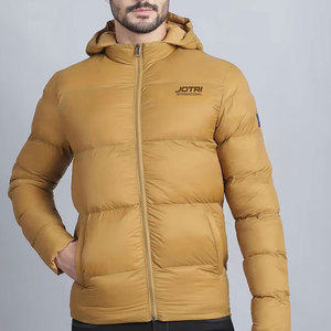 Blouson matelassé urbain pour homme – Design élégant et isolant, coupe confortable pour l'hiver et les activités de plein air, style urbain, respirant à l'avant - Product Image 1