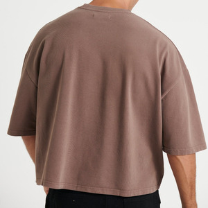 เสื้อยืดโอเวอร์ไซส์ทรงบ็อกซี่สำหรับผู้ชาย สไตล์สตรีทแวร์ ผ้าคอตตอน 100% หนานุ่ม พิมพ์โลโก้ได้ ตัดเย็บแบบครอป - Product Image 4