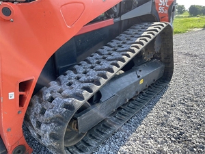 Cargadora de Dirección Deslizante Usada SVL95-2S con Motor Kubota, Capacidad de Carga Nominal de 1 Tonelada, Totalmente Inspeccionada - Product Image 6