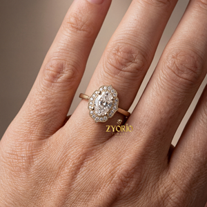 Bague de fiançailles ovale de qualité supérieure avec accent milgrain, bijou élégant et discret, idéal pour une demande en mariage, un événement de mariage ou une occasion spéciale - Product Image 6