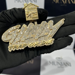 จี้ฮิปฮอปแบบ Iced Out และชาร์มเงินแท้ S925 ชุบทองคำ พร้อมสลักชื่อตามสั่ง ได้รับการรับรองจาก IGI ประดับเพชร VVS มอยส์ซาไนต์ สำหรับผู้ชาย - Product Image 1