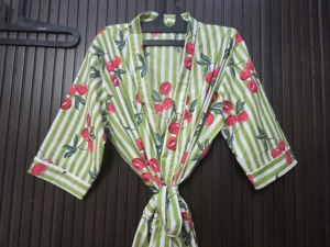 Robe en coton imprimé cerise pour femmes, manches trois quarts, longueur complète, fermeture à cordon, tenue d'été décontractée - Product Image 6