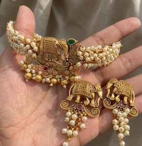 Impresionante collar choker con diseño de elefante en acabado mate, joyería india tradicional con aspecto antiguo, ideal para ocasiones especiales. - Product Image 3