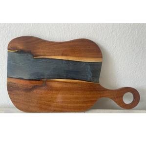 Tabla de Cortar Frutas de Madera de Acacia, Tabla de Cortar de Uso Diario con un Atractivo Diseño y Acabado de Resina - Product Image 1