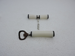Abridor de botellas de diseño moderno y destornillador de acero inoxidable con mango de resina a un precio mayorista muy bajo. - Product Image 6