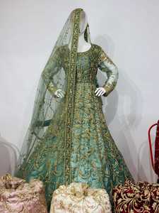 Conjunto de Boda de Lujo Real, Vestido de Novia con Pedrería Jarkan y Falda Amplia, con un Dupatta Impresionante, Elegante Vestido de Novia para Mujer - Product Image 2