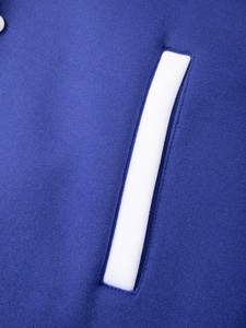 Veste universitaire unisexe élégante, vêtement d'extérieur décontracté pour tous les jours, avec un design inspiré des Letterman, poignets côtelés et fermeture facile à boutons-pression. - Product Image 5