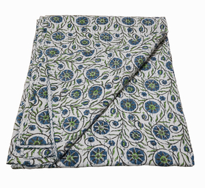 Silkgram SK40 Classic Floral Cotton <b>Quilt</b> Hand-Stitched Folded Style Eco-Friendly All-Season Home Use Wedding & Hotel Cover - Product Image 3