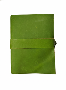 Diario de Cuero Verde AAN Overseas Ventures, Cuaderno de Recuerdos Hecho a Mano, Estilo Rústico, con Correa y Cierre, para Viajes, Escritura y Memoria - Product Image 5