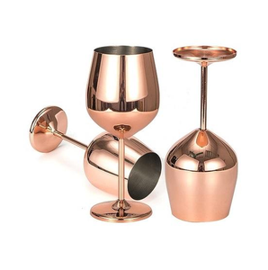 Copa de Vino Elegante con Diseño Dorado, Copa de Vino Tinto de Metal, Copa de Martini de Tallo Largo para Accesorios de Bar - Product Image 4