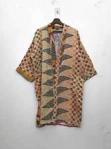 Nueva llegada indio hecho a mano viejo Kantha edredón Kimono chaqueta de invierno túnicas Kimono corto para mujer - Product Image 3