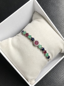 Bracelet tennis classique pour femme avec pierres précieuses rondes rubis, émeraude et saphir 5x6 mm, en argent sterling 925, bijoux fins - Product Image 3