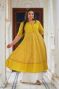 Vente en gros de Kurti Anarkali en coton Lurex pour femmes, couleur moutarde, taille plus, imprimé floral, col rond, manches courtes, qualité supérieure - Product Image 5