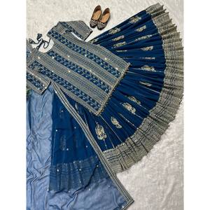 Lehenga XL de Diseño para Fiesta con Bordado de Lentejuelas y Ribete Elegante - Product Image 3