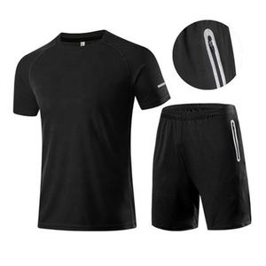 Traje de jogging de verano personalizado para hombre, conjunto corto de 2 piezas con 100% de algodón, camiseta en blanco y pantalones cortos - Product Image 4