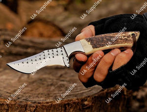 Cuchillo de caza y camping de hoja fija de 7 pulgadas de alta calidad, hecho a mano, con punta de clip y mango de cuerno de ciervo, para exteriores. - Product Image 3