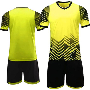Nouveaux ensembles d'uniformes de football 100% polyester, prix d'usine, uniformes de football de haute qualité, faible MOQ, service OEM ODM, personnalisés - Product Image 2