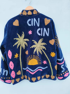 Chaqueta Bomber de Terciopelo con Bordado Suzani de MONIT MARKETING, Diseño Floral, Hecha a Mano, Estilo Bohemio Vintage, Reversible, Étnica - Product Image 4