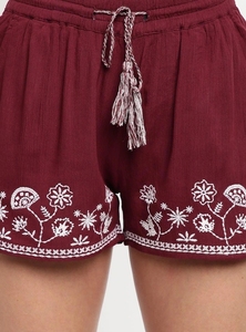 Shorts brodés rouges pour femmes avec cordon de serrage à la taille, coupe régulière, en coton tricoté respirant, taille mi-haute - Product Image 6
