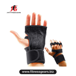 ถุงมือฟิตเนสหนัง PU สำหรับผู้ชาย ยี่ห้อ JUST FITNESS GEARS แบบครึ่งนิ้ว สำหรับยกน้ำหนัก ออกกำลังกาย สายรัดข้อมือปรับได้ น้ำหนักเบา แห้งเร็ว - Product Image 1