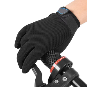 Nouveaux gants de cyclisme légers à demi-doigts 2027, design personnalisé, gants noirs à doigts entiers avec bordure bleue et patch gris au poignet - Product Image 3